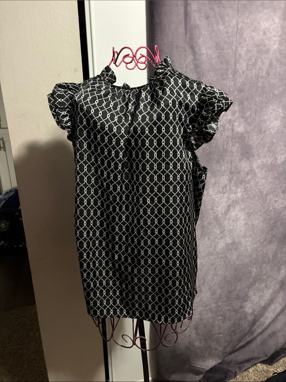 Black Geometric Cap-Sleeve Blouse